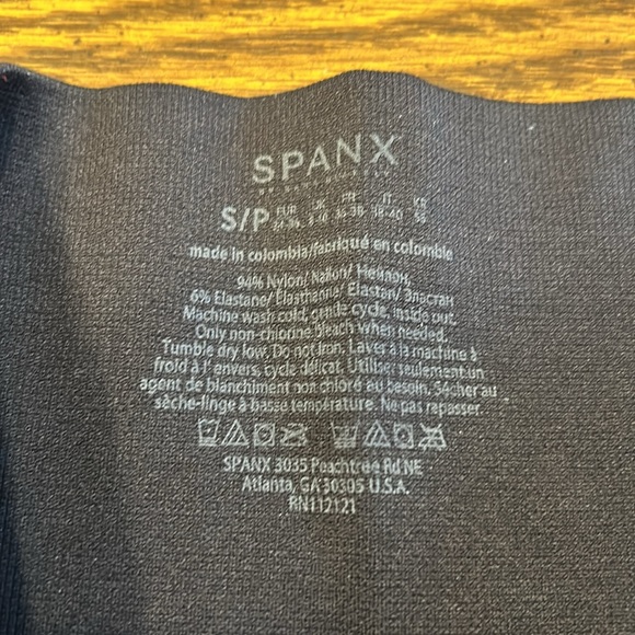 Spanx Look at Me Now Seamless Leggings - Picture 8 of 8